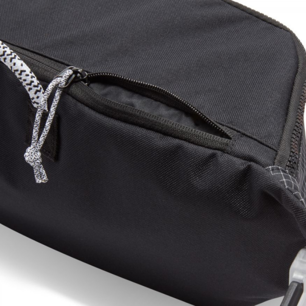 Сумка На Пояс Nike TRL Tech Waistpack CV1411-010 (black-black-white)