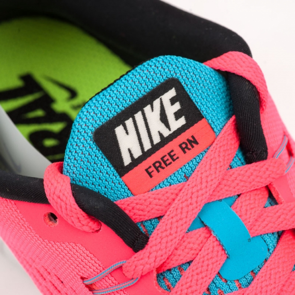Кроссовки женские Nike Wmns Free Run 831509-602 (racer pink-off white)