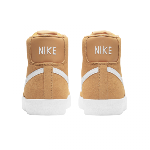 Кроссовки Женские Nike Blazer Mid 77' Suede DB5461-701 (wheat-white)