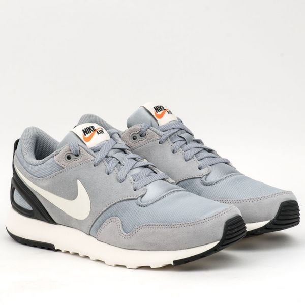 Кроссовки NIKE 866069-002 купить в Москве за 3120.00.