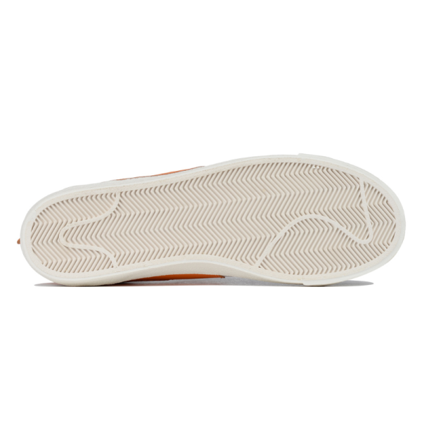Кроссовки Nike Blazer Low '77 Jumbo DN2158-100 (white-alpha orange-grey fog)