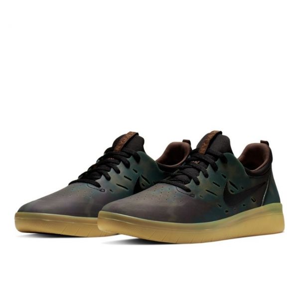 Кеды Nike SB Nyjah Free Premium AO0805-900 (multi-black-gum)