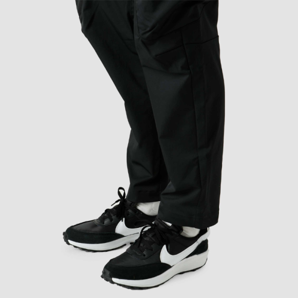 Брюки Nike Tech Essentials Woven Unlined Utility Pant DH3867-010 (black)