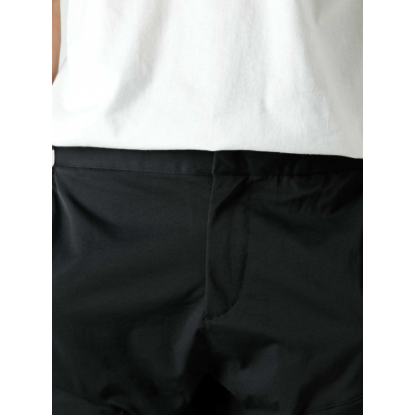 Брюки Nike Tech Essentials Woven Unlined Utility Pant DH3867-010 (black)