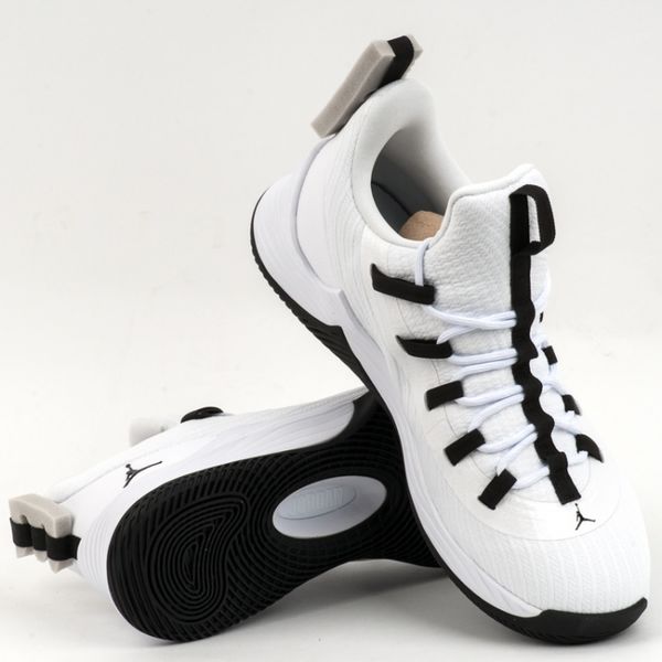 Кроссовки Jordan Ultra Fly 2 Low AH8110-100 (white-black-white)