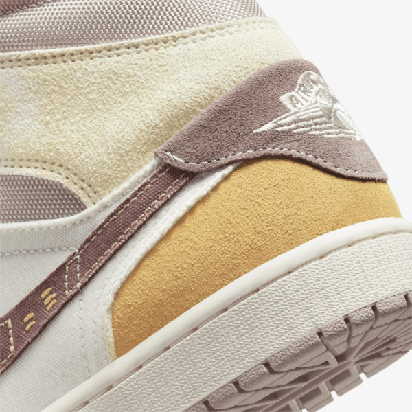 Кроссовки Jordan Air Jordan 1 Mid SE Craft DM9652-102 (sail-taupe haze-fossil stone)