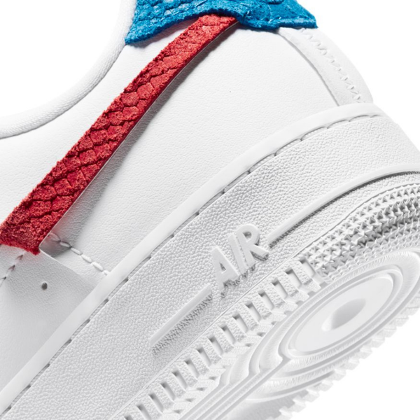 Кроссовки Женские Nike W Air Force 1 LXX DC1164-100 (white-game royal-university red)