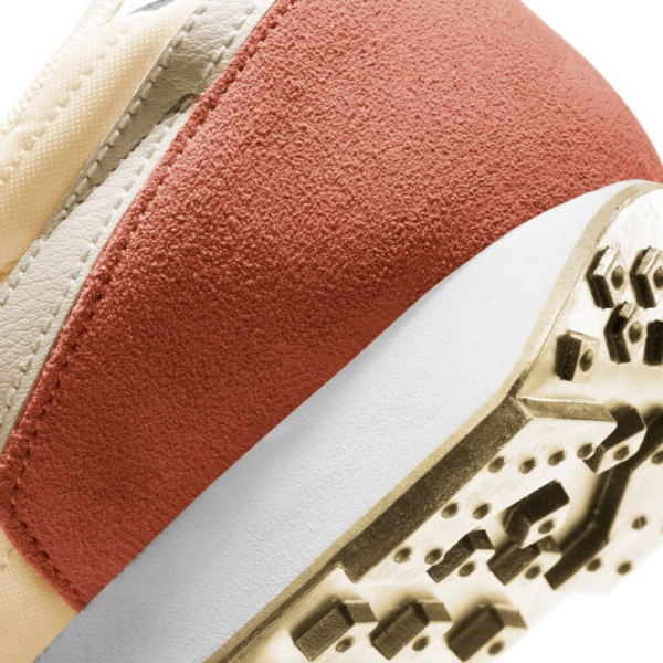 Кроссовки Женские Nike W Daybreak CK2351-106 (pale ivory-desert sand)