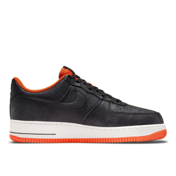 Кроссовки Nike Air Force 1 '07 Premium "Halloween" DC8891-001 (black-black starfish-sail)