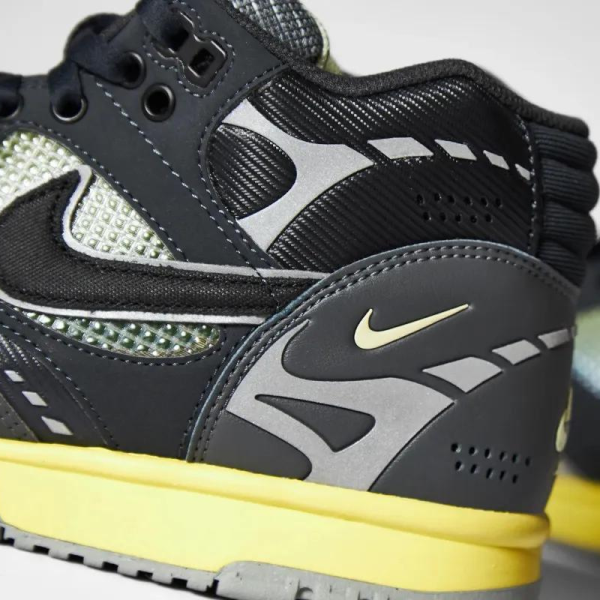 Кроссовки Nike Air Trainer 1 SP DH7338-001 (dark smoke grey-black-iron grey)