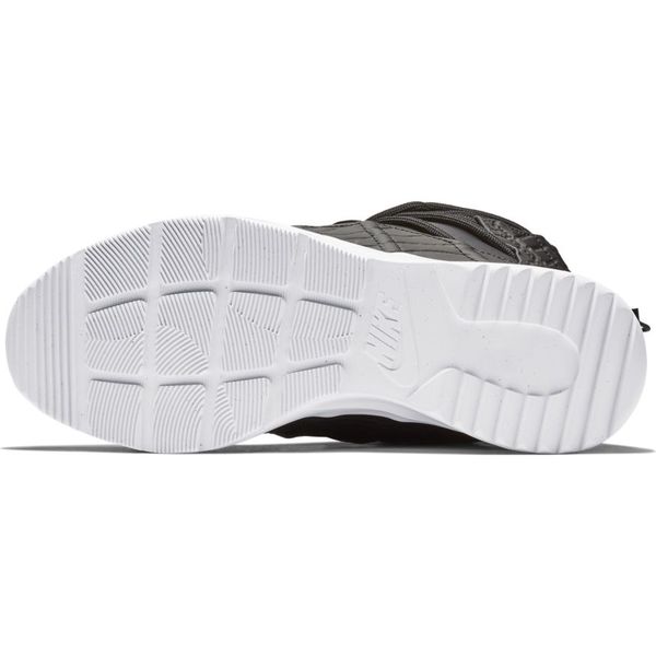 NIKE AO0355 001 3890.00