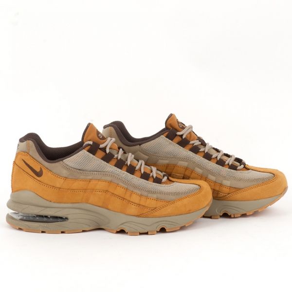 Кроссовки детские зимние Nike Air Max 95 Winter Premium GS 943748-700 (bronze-brq brown)
