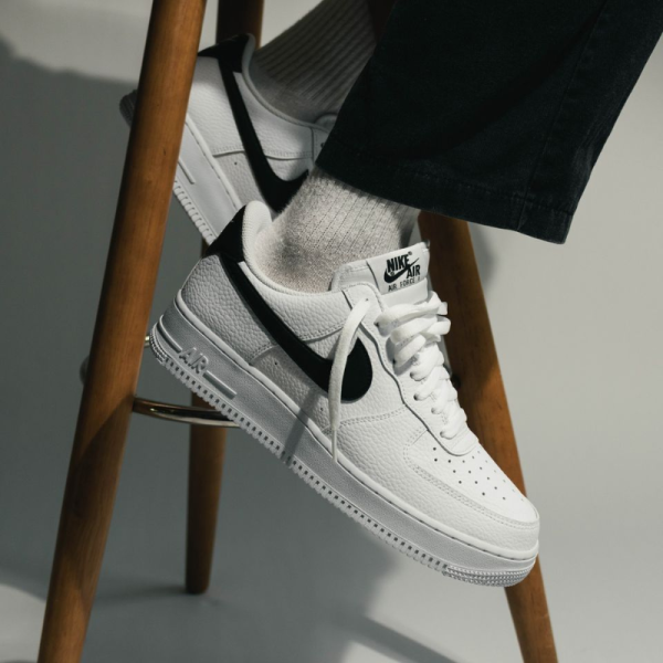 Кроссовки Nike Air Force 1 '07 CT2302-100 (white-black)